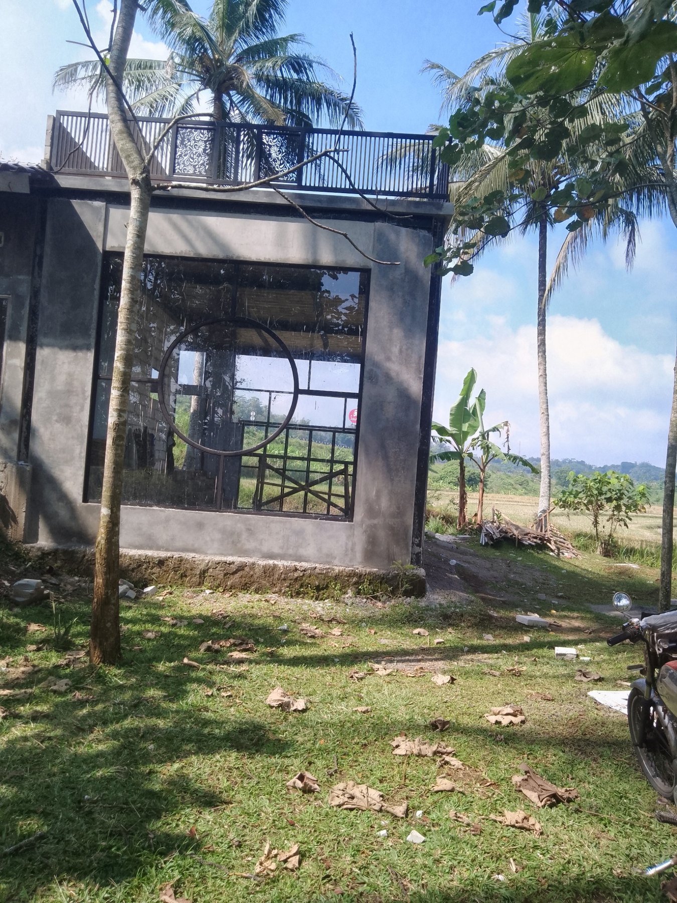 Proyek kaca dan aluminium Jaya Boyolali Glass